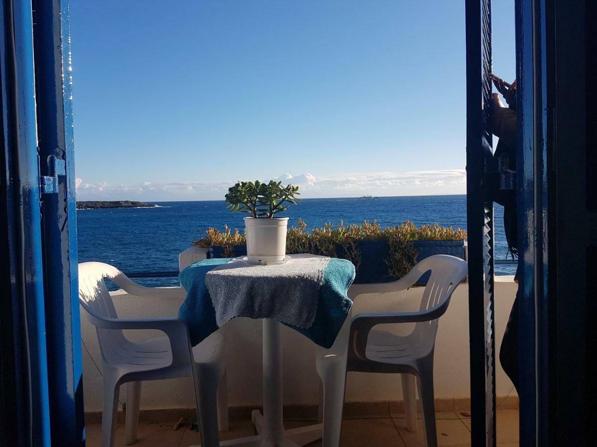Taverna Akrogiali لوترون المظهر الخارجي الصورة